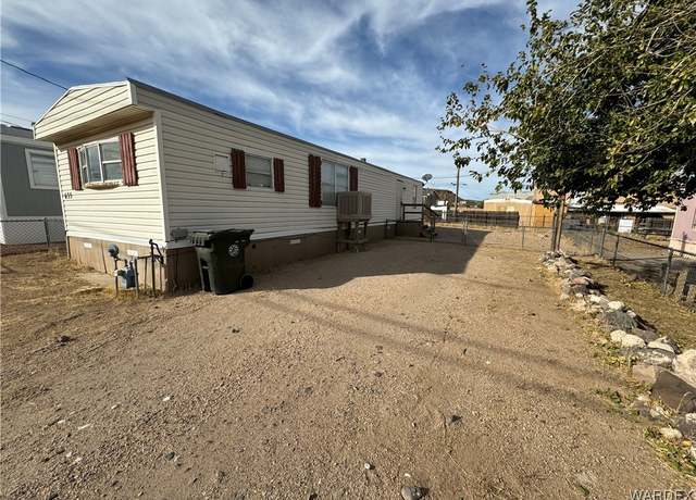 Property at 645 E Beverly Ave, Kingman, AZ 86409, 2 beds, 1 bath