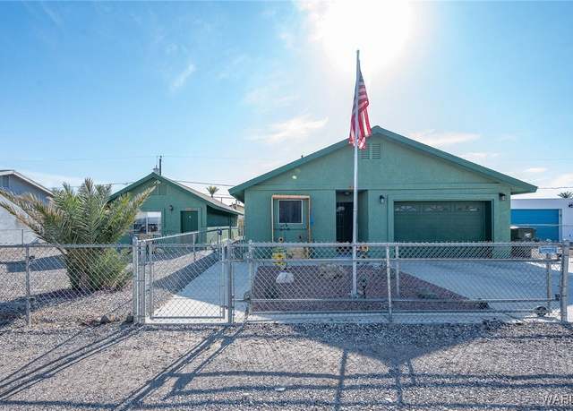 Property at 1834 Coral Isle Dr, Bullhead City, AZ 86442, 4 beds, 3 baths