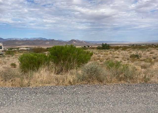 Property at 8044 N Tower Dr, Kingman, AZ 86401
