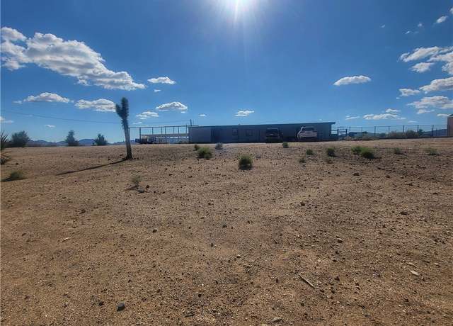 Property at 5469 N Cove Rd, Golden Valley, AZ 86413, 2 beds, 2 baths