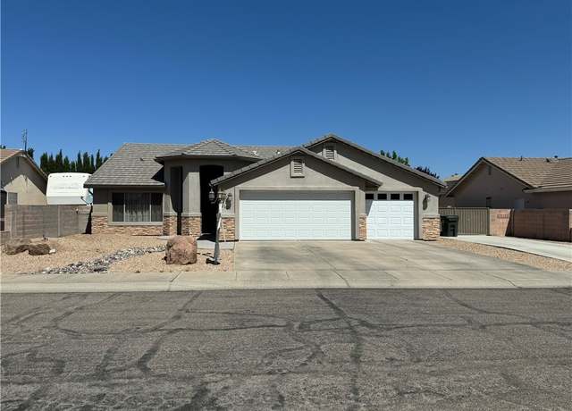 Property at 2121 Dale Evans Way, Kingman, AZ 86409, 4 beds, 2 baths