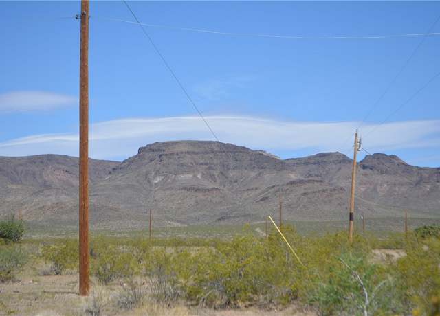 Property at 1478 Bacobi Rd, Golden Valley, AZ 86413