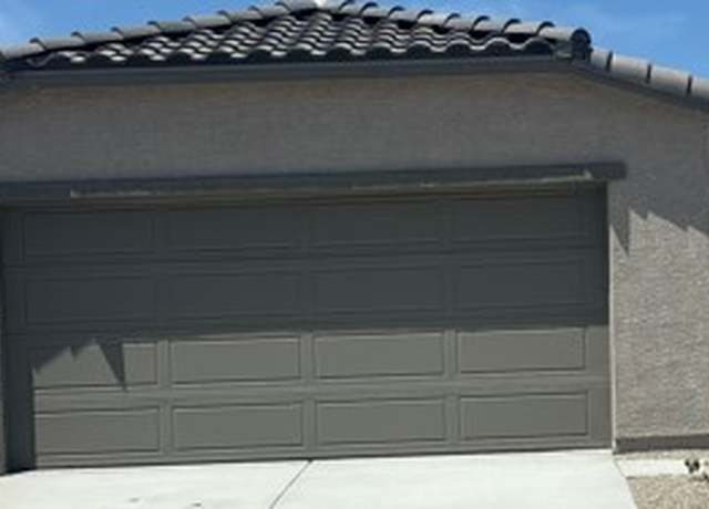 Property at 1719 Del Parado Dr, Bullhead City, AZ 86442, 3 beds, 2 baths