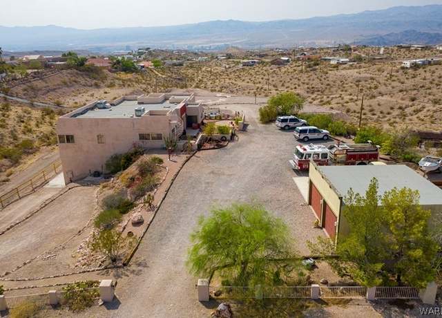 Property at 4439 El Paso Rd, Bullhead City, AZ 86429, 4 beds, 3 baths