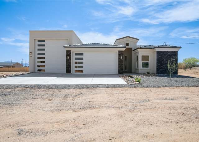Property at 3285 N Heber Rd, Golden Valley, AZ 86413, 3 beds, 2 baths