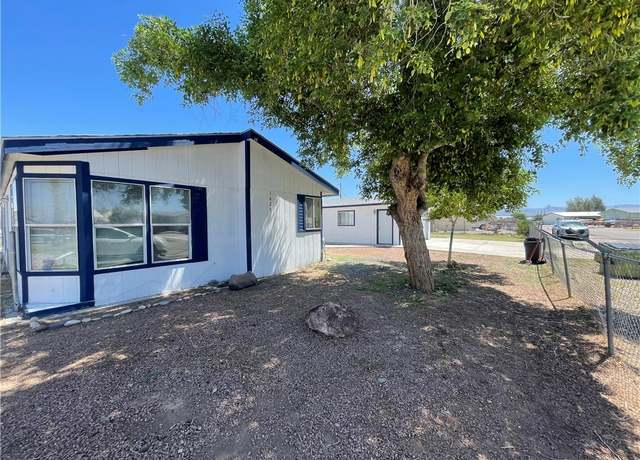 Property at 1425 E Paseo Redondo Way, Fort Mohave, AZ 86426, 3 beds, 2 baths