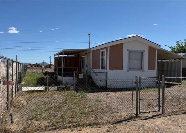 Property at 2970 E John L Ave, Kingman, AZ 86409, 2 beds, 1 bath