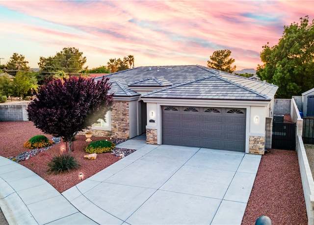 Property at 705 Paula Pl, Kingman, AZ 86401, 3 beds, 2 baths