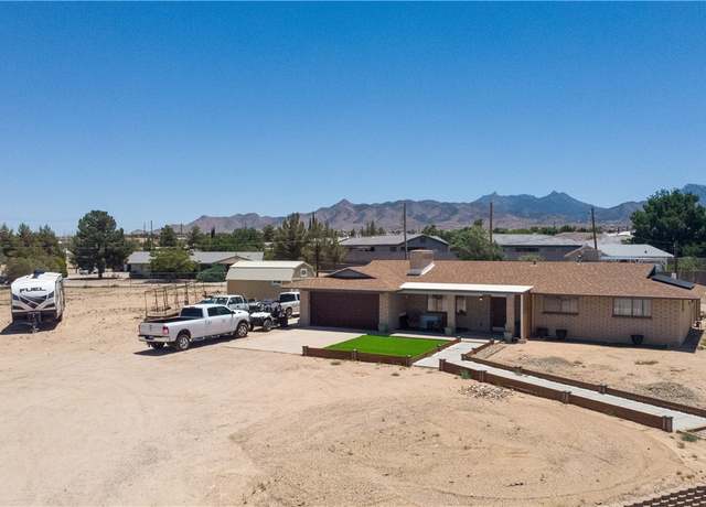 Property at 802 Harrod Way, Kingman, AZ 86401, 3 beds, 2 baths