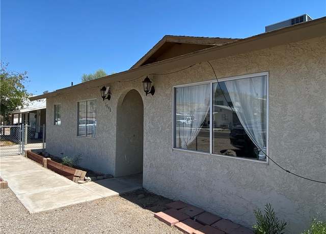 Property at 1946 E Orca Ln, Bullhead City, AZ 86442, 2 beds, 2 baths