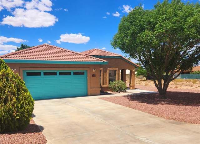 Property at 9823 N Mule Dr, Kingman, AZ 86401, 3 beds, 2 baths
