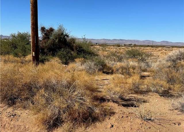 Property at Lot 207A N Araby Rd, Golden Valley, AZ 86413