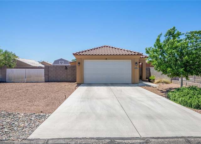 Property at 2943 N Tanner St, Kingman, AZ 86401, 3 beds, 2 baths