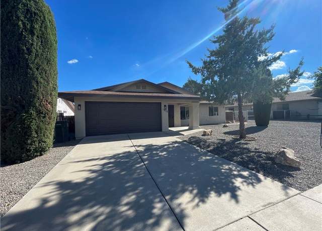Property at 1834 Club Ave, Kingman, AZ 86401, 3 beds, 2 baths