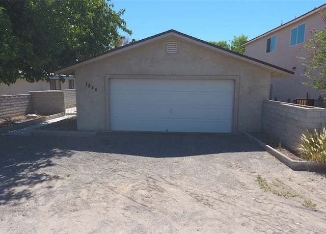 Property at 1880 Riverside Dr, Bullhead City, AZ 86442, 3 beds, 2 baths