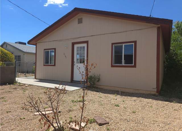 Property at 2147 Ashfork Ave, Kingman, AZ 86401, 3 beds, 1 bath