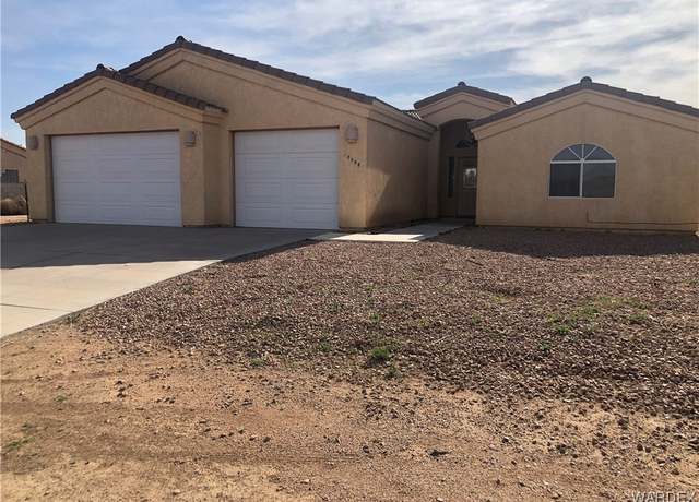 Property at 10088 N Acorn Dr, Kingman, AZ 86401, 3 beds, 2 baths