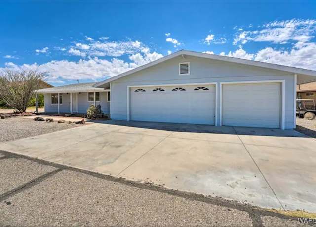 Property at 1380 Paradise Ln, Bullhead City, AZ 86442, 3 beds, 2 baths