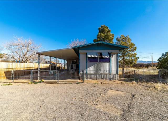 Property at 4025 E Lum Ave, Kingman, AZ 86409, 4 beds, 2 baths