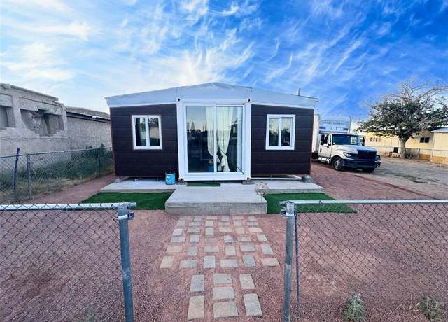 Property at 419/421/425 E Beverly Ave, Kingman, AZ 86409, 4 beds, 2 baths