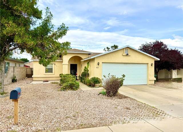 Property at 1831 Pacific Ave, Kingman, AZ 86401, 3 beds, 2 baths