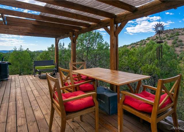 Property at 3245 N Mapuana Trl, Kingman, AZ 86401, 2 beds, 1 bath