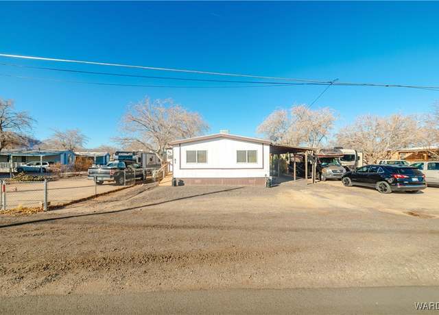Property at 3820 N Roosevelt St, Kingman, AZ 86409, 3 beds, 2 baths