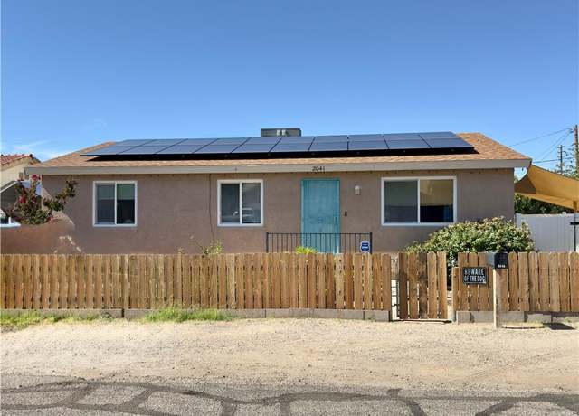 Property at 2041 Chicago Ave, Kingman, AZ 86401, 3 beds, 2 baths