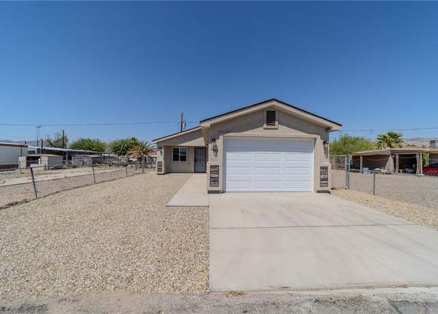 Property at 1967 Imperial Dr, Bullhead City, AZ 86442, 2 beds, 1 bath