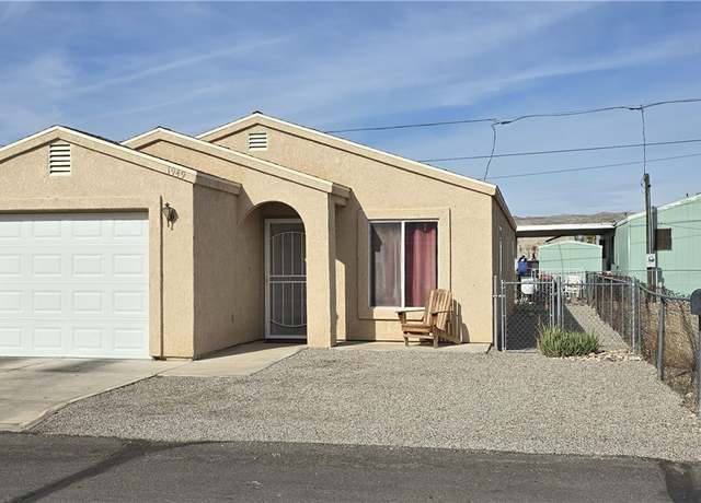 Property at 1949 Diamond Dr, Bullhead City, AZ 86442, 3 beds, 2 baths