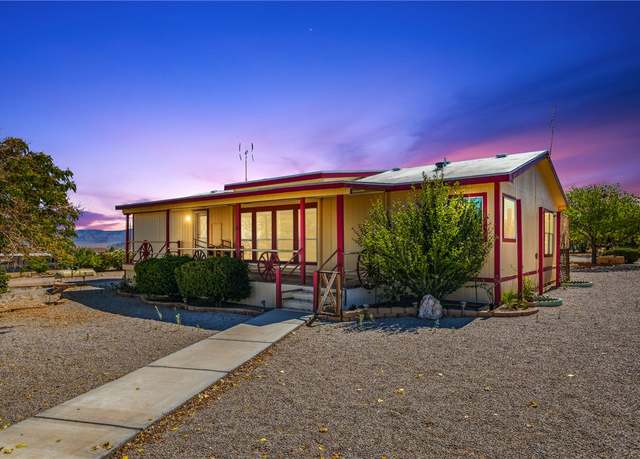 Property at 10300 N Boulder Rd, Kingman, AZ 86401, 3 beds, 2 baths