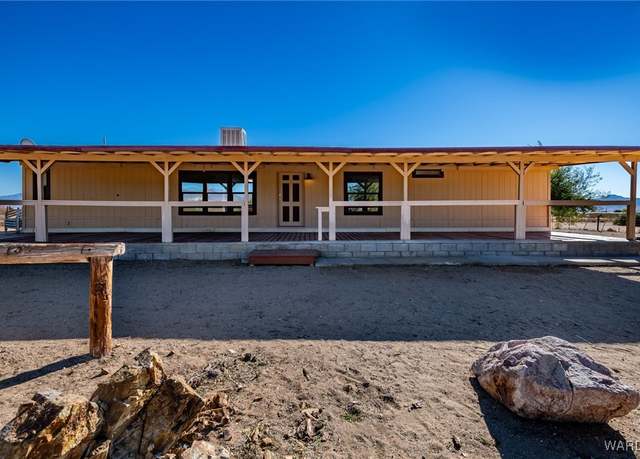 Property at 5076 W Roundup Dr, Golden Valley, AZ 86413, 3 beds, 2 baths
