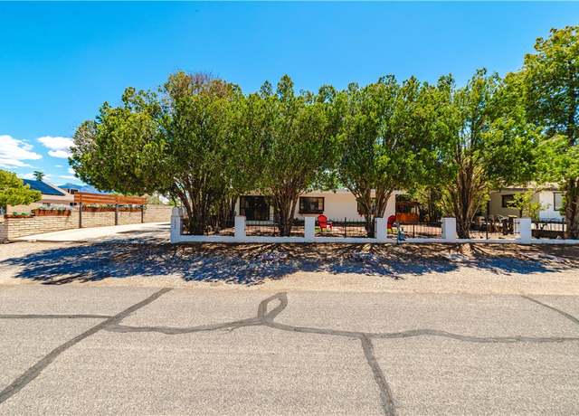 Property at 1926 Simms Ave, Kingman, AZ 86401, 3 beds, 1 bath