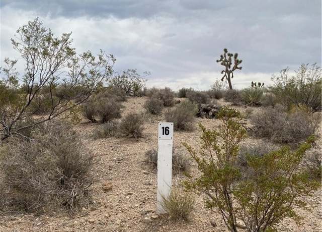 Property at 8558 W Leonard Dr, White Hills, AZ 86445