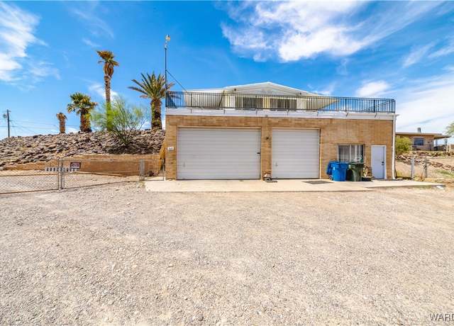 Property at 1641 Palma Cir, Bullhead City, AZ 86442, 2 beds, 2.5 baths