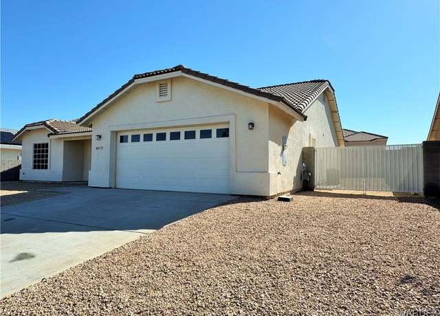 Property at 2110 Ranch Rd, Kingman, AZ 86401, 3 beds, 2 baths