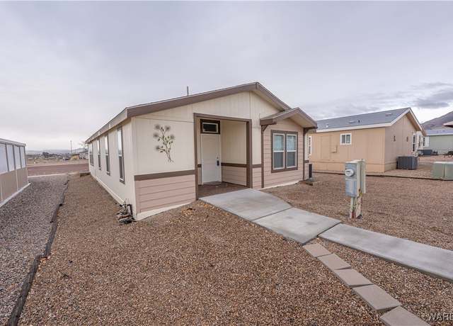 Property at 1240 E Citrus Dr, Kingman, AZ 86409, 2 beds, 2 baths