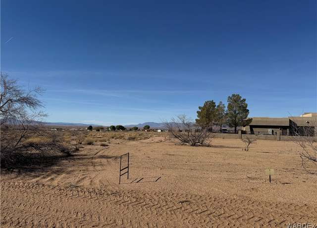 Property at 7535 E Chaparral Dr, Kingman, AZ 86401