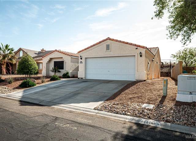 Property at 6052 S Bella Vista Dr, Fort Mohave, AZ 86426, 3 beds, 2 baths