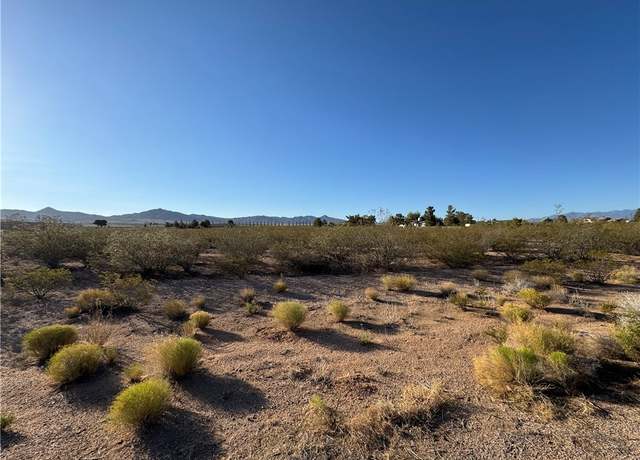 Property at 8812 N Ironwood Dr, Kingman, AZ 86401