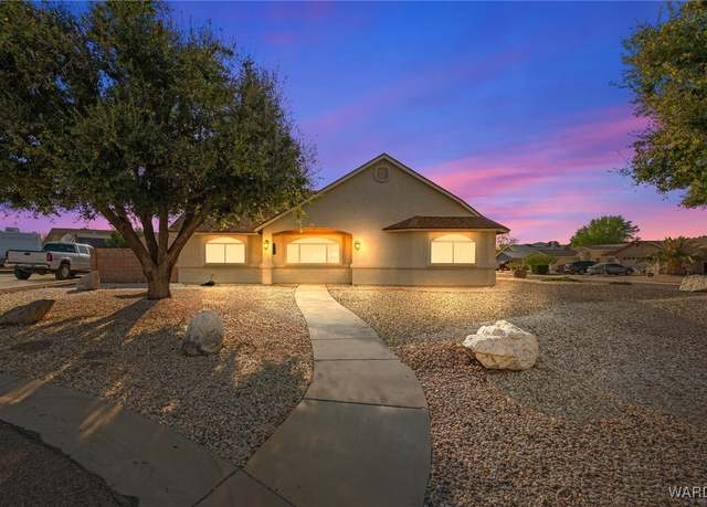 Property at 3816 E Snavely Cv, Kingman, AZ 86409, 3 beds, 2 baths