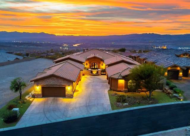 Property at 1423 Pioneer Trl, Bullhead City, AZ 86429, 5 beds, 10 baths
