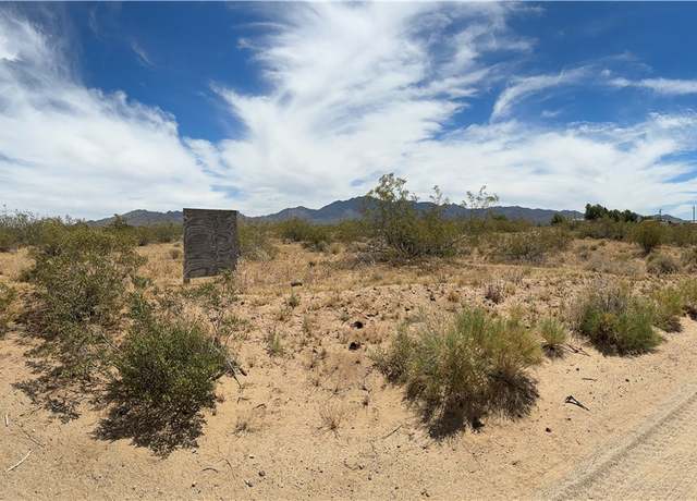 Property at 15032 Cedar Rd, Dolan Springs, AZ 86441