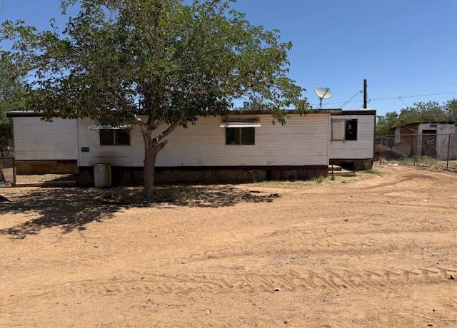 Property at 3601 E Martin Ln, Kingman, AZ 86409, 3 beds, 1 bath