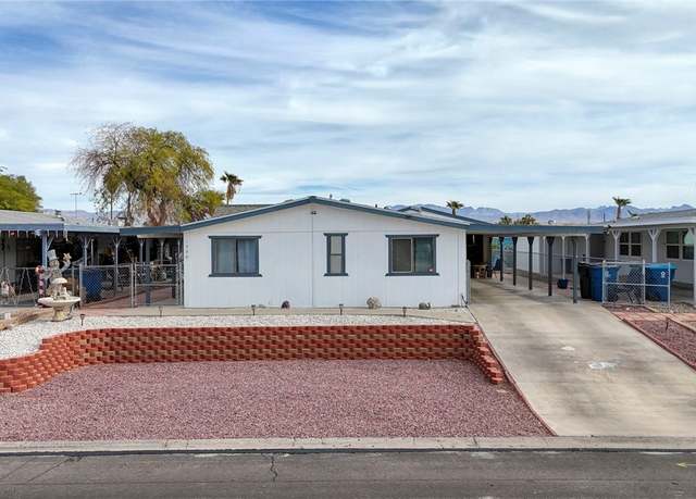 Property at 1580 Paige Dr, Bullhead City, AZ 86442, 3 beds, 2 baths