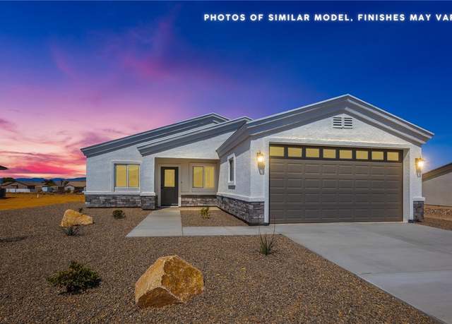Property at 7110 E Alvarado Dr, Kingman, AZ 86401, 3 beds, 2 baths