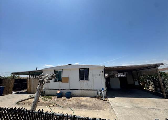 Property at 141 Zurcher Ave, Bullhead City, AZ 86429, 4 beds, 2 baths