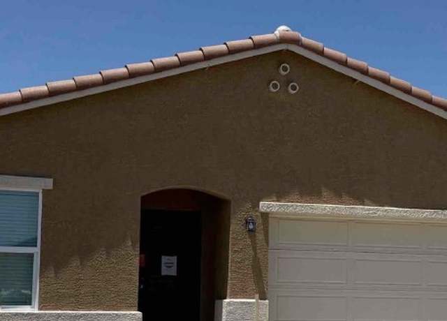 Property at 3381 N Yavapai St, Kingman, AZ 86401, 3 beds, 2 baths