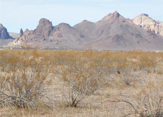 Property at 3160 S Alexandrite Rd, Golden Valley, AZ 86413