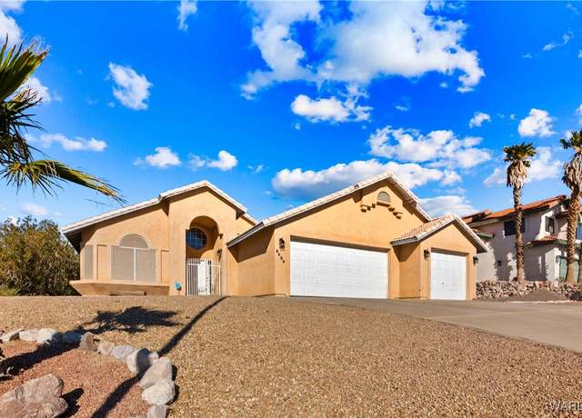 Property at 2435 Mccormick Blvd, Bullhead City, AZ 86429, 3 beds, 2 baths